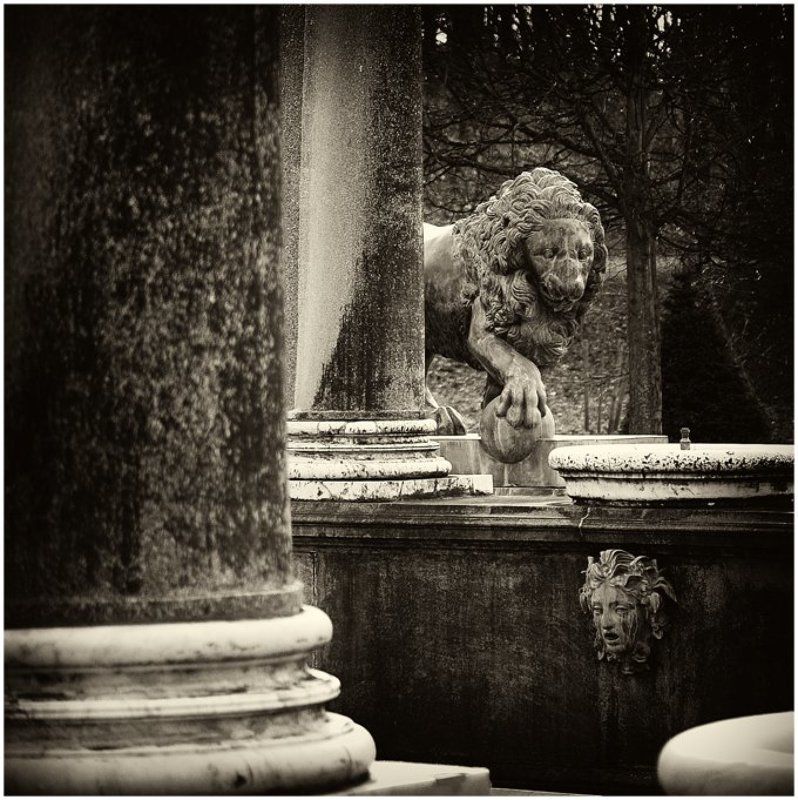 петергоф, львиный, каскад, фонтан, бродский Из пасти льва струя не журчит...photo preview