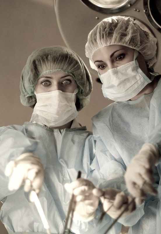 медицина, медики, операция, медсестра, врач, операционная, белый халат, севастополь, крым - Ааа! Доктор, что это у меня?  -Ааа!, Господи! Что это у вас?!photo preview