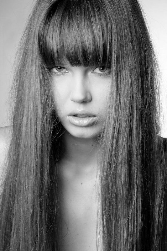 портрет,девушка взгляд...photo preview