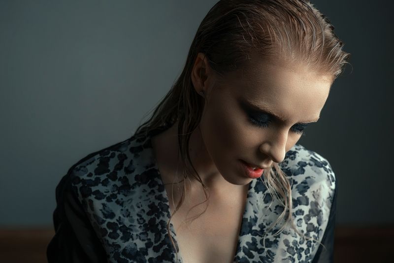 Студийный портрет. Надеждаphoto preview