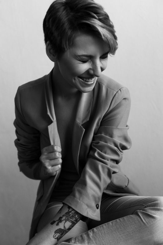 woman, slim, pose, sunny, fit, casual,one, female, posing, jacket, girl, face, body,hair, background,alone, pretty, sexy, model,white, clothes, studio, summer, caucasian, portrait, eyes, cute, lady, lifestyle, healthy, young, short, person, beauty, lovely Викаphoto preview