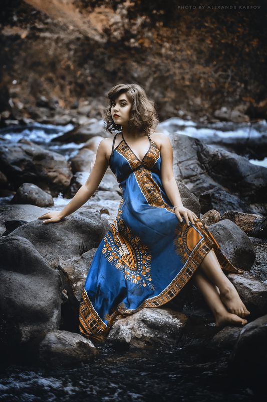 Речка, девугка, камни, горы, природа, платье, вода Anastassiyaphoto preview