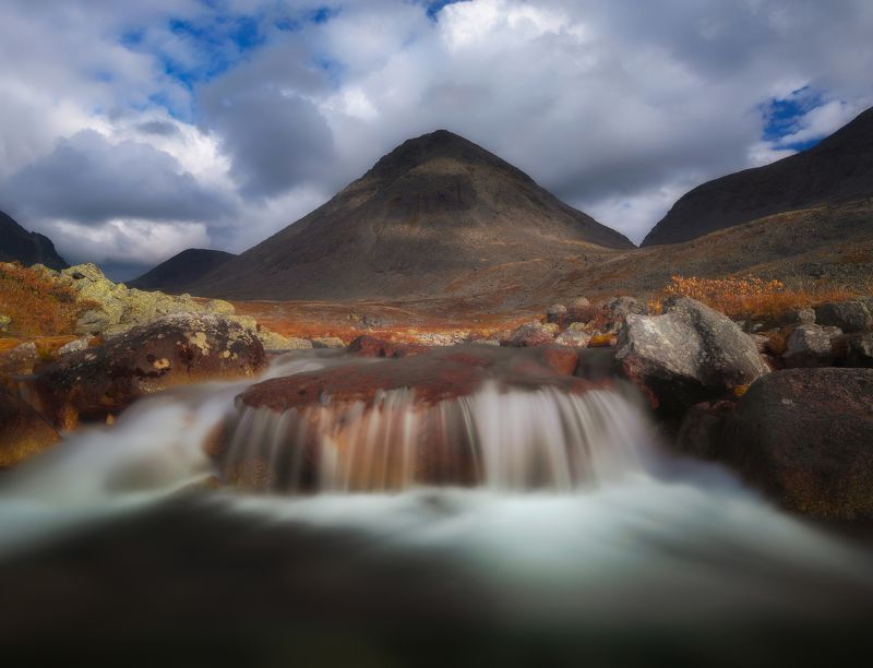 Седые усы хребта Поачвумчорр.photo preview