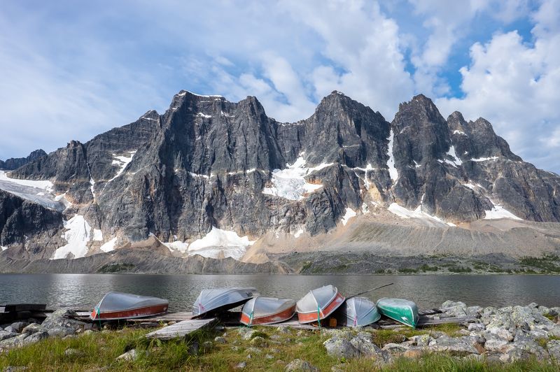 Canada, Alberta, Jasper, Tonquin, mountains Причалphoto preview
