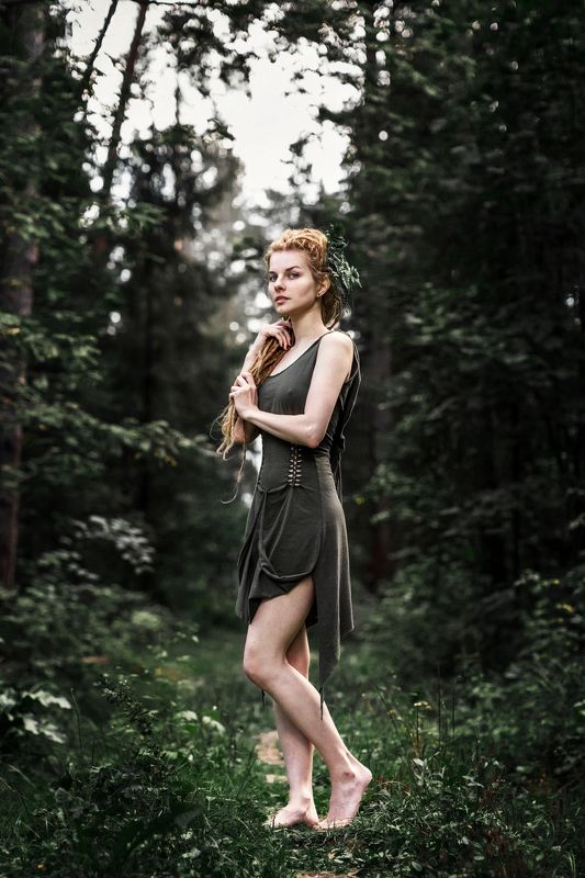 девушка портрет весушки рыжая лицоо глаза волосы сказка  photo preview