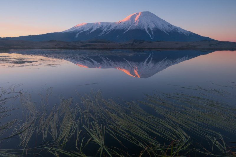 Вулкан, Дальний восток, Камчатка, Осень, Отражение, Пейзаж, Рассвет, Россия, Толбачик Классический Толбачикphoto preview