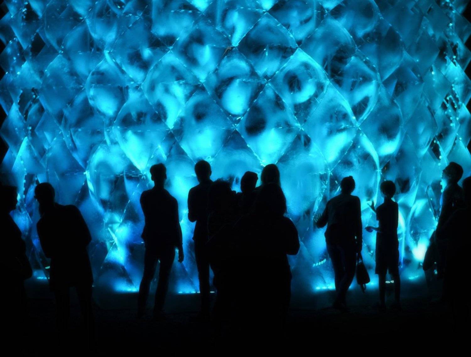 Инсталляция. Автор: Algan , Algan