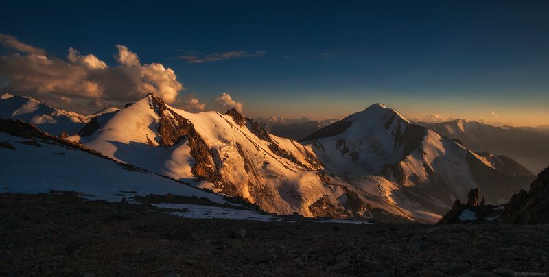 вершины, горы, пик локомотив, пик молодежный, пик советов, рассвет, утро ***photo preview