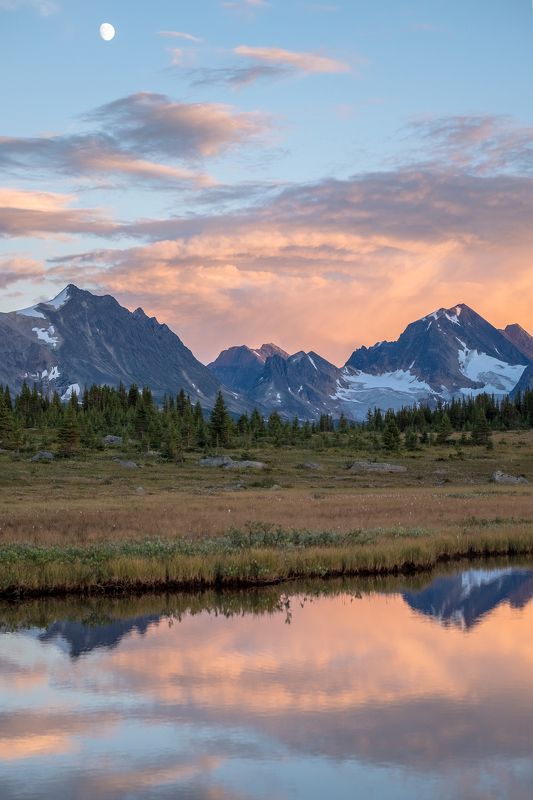 Canada, Alberta, Jasper, Tonquin, mountains Закатphoto preview