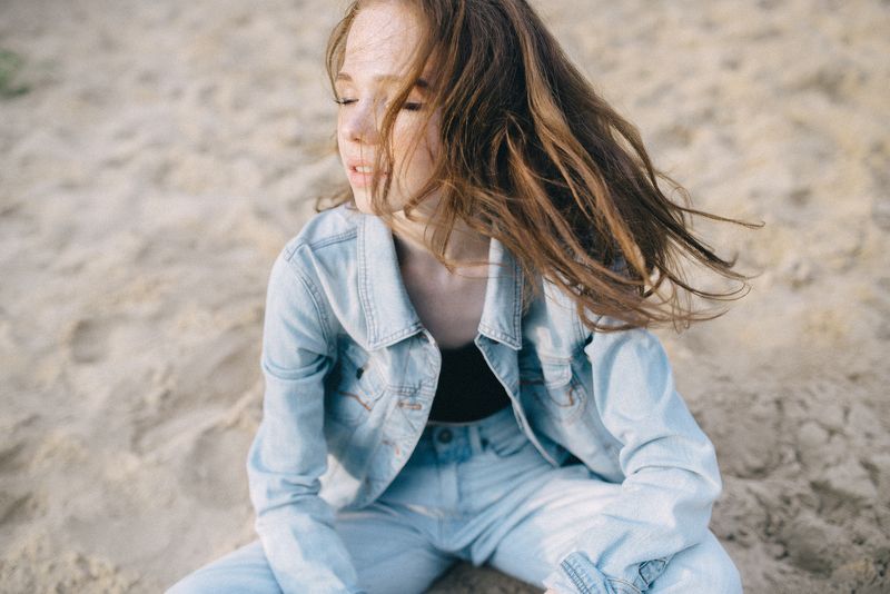 пляж, песок, лето, отдых, солнце, эмоции, девушка, красиво Катяphoto preview