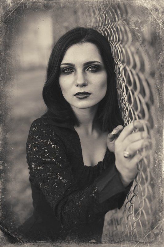 woman .photo preview