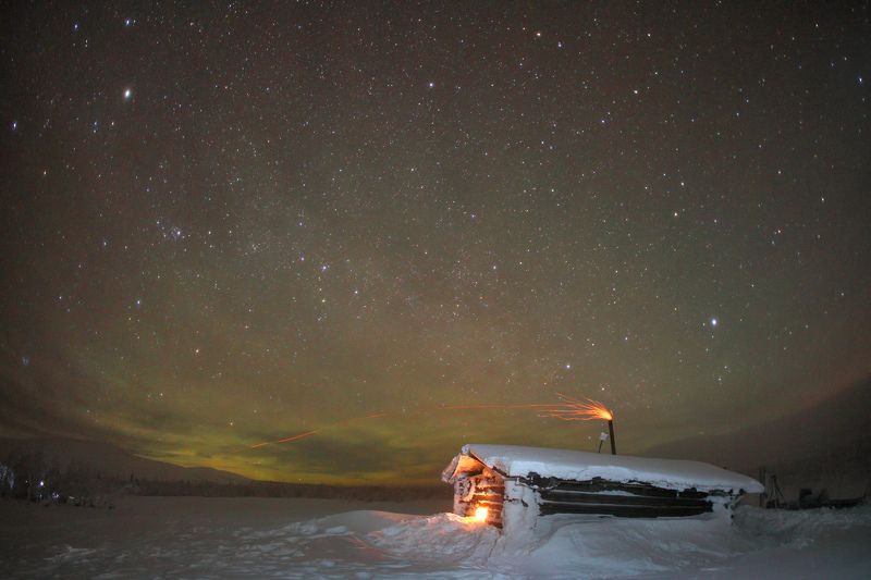 ГУХ Урал ночь зима Вогульская изба в долине Лямпыphoto preview
