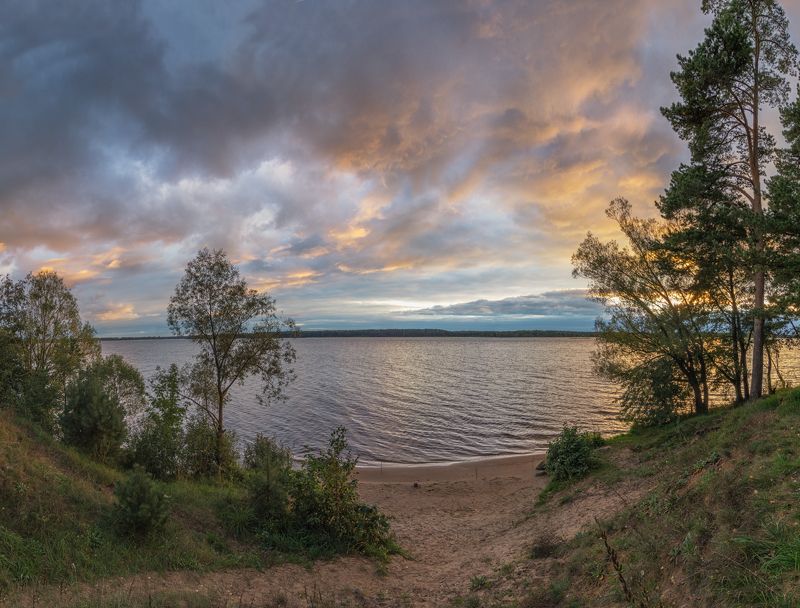 Вечер на Волгеphoto preview