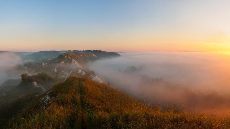 Рассвет в меловых горахphoto preview