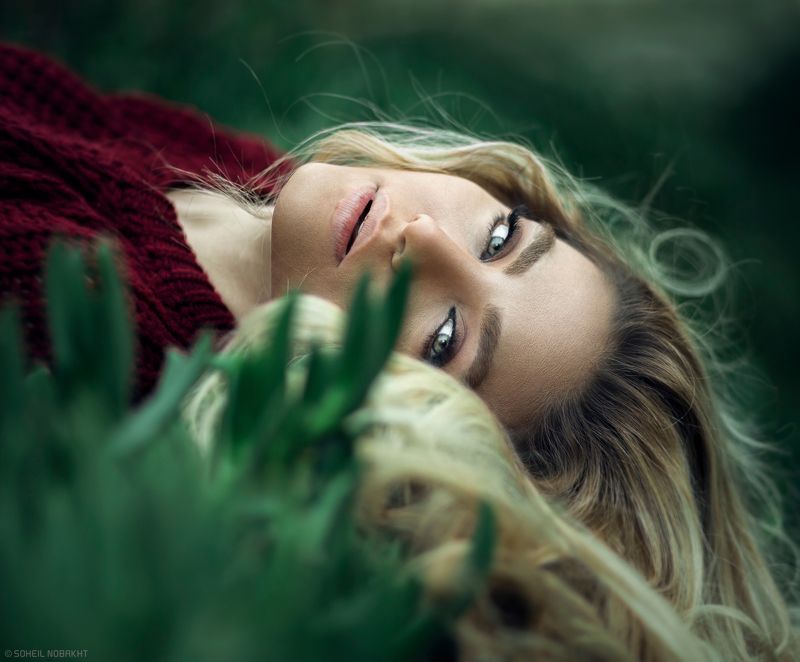 girl,look,eyes,deep,color,harmony,natural,portrait,light,iranian, Harmonyphoto preview