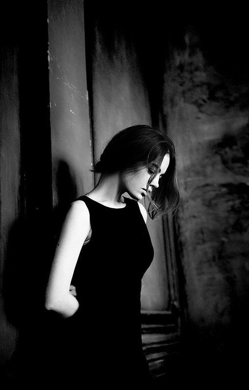 lidia model portrait natural light  LIDIAphoto preview