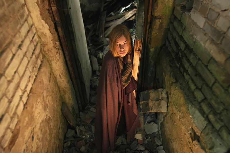 portrait,art,creative,girl,light,hair,dream,портрет,девушка,свет,цвет,развалины,творчество,искусство ***photo preview