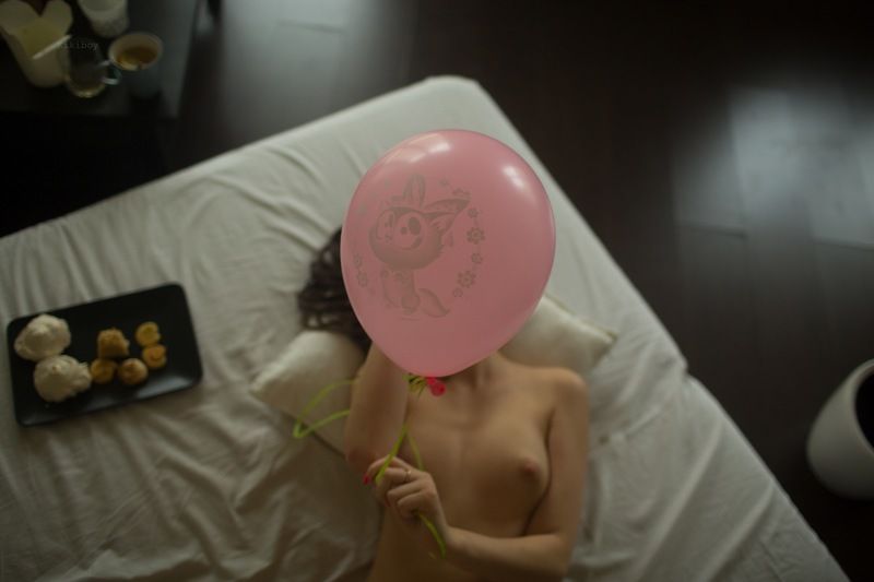 Подписчица приехала в гостиphoto preview