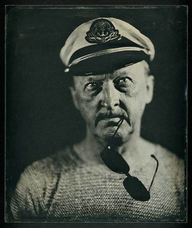 ambrotype Сам себе капитанphoto preview