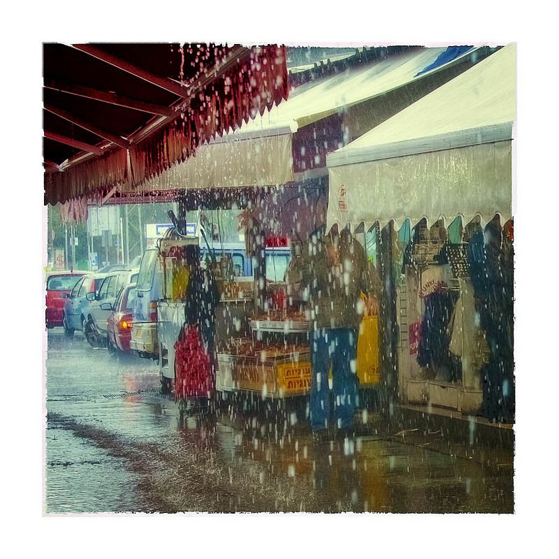Дождь на рынке Тель-Авиваphoto preview