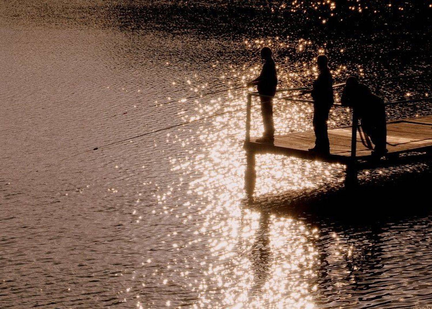 силуэт, рыбаки, озеро, блики, Света и Вася