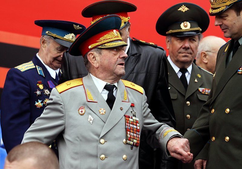 Маршалы и генералыphoto preview