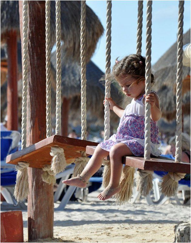 Качелиphoto preview