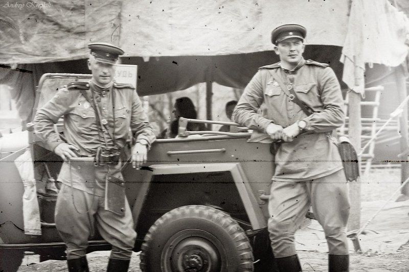 реставрация боя, последние залпы, пирогово, фотошоп, чб Служили два товарища...photo preview