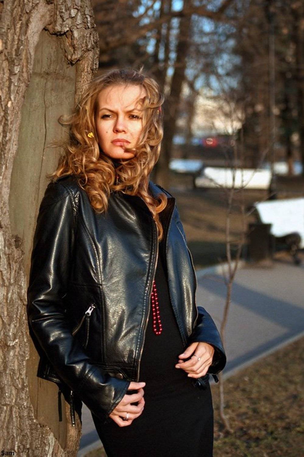 $am, пленка, Надин