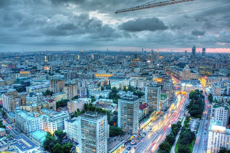крыша, крыши, город, москва, небо, вечер, закат, облака Город под стальной стрелойphoto preview
