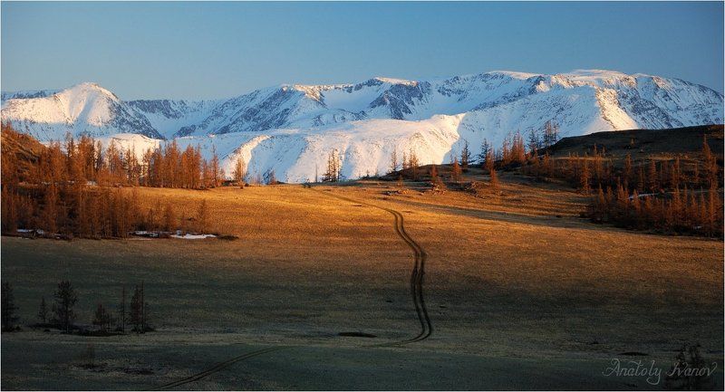 Курайская степь, Северо-Чуйский хребет Курай. Магия угасающего дня.photo preview