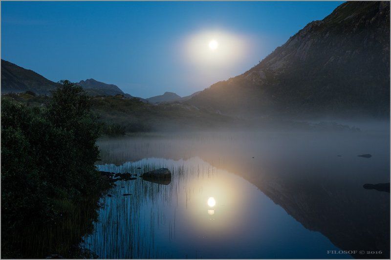 Полнолуниеphoto preview