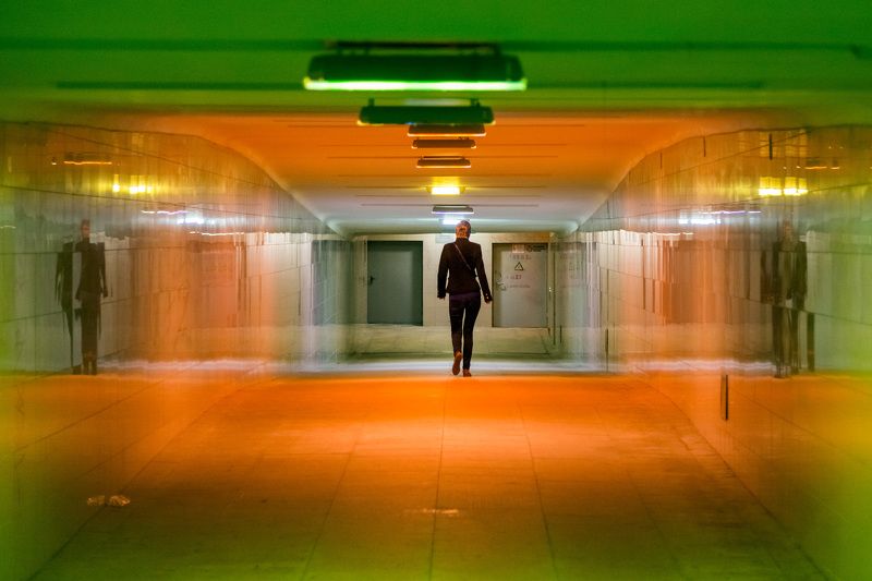 Москва, переход, город, люди, отражение Переходphoto preview