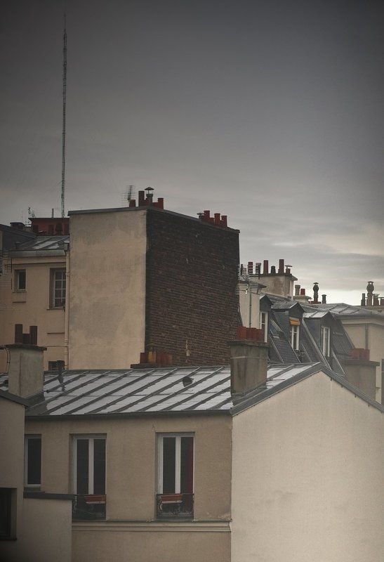 dark Mondayphoto preview