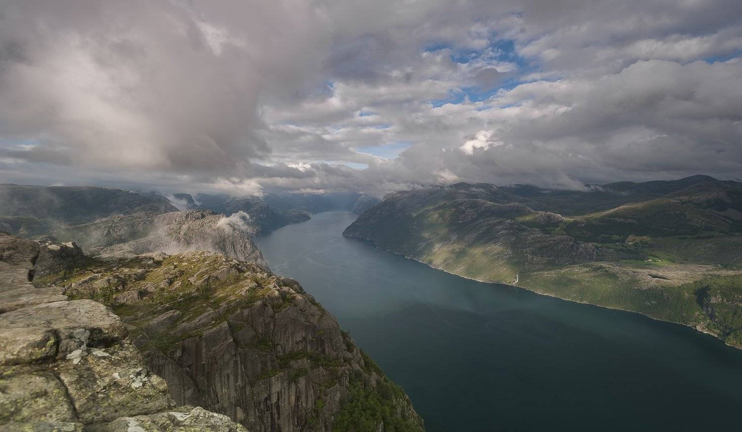Preikestolen Lysefjorden Фьерд, Яновский Михаил