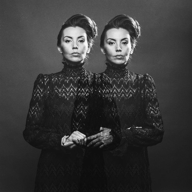 blackendwhite, portrait, analog, ilford Dublephoto preview