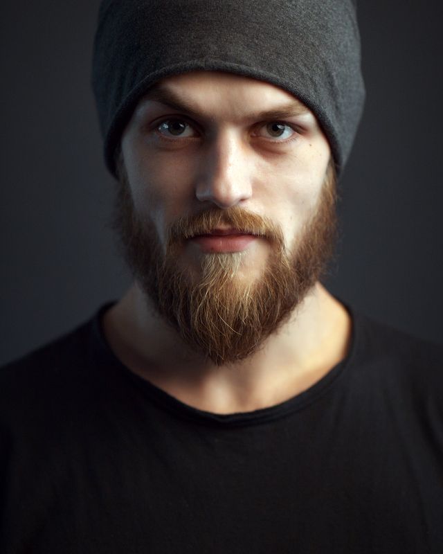 портрет  Артемphoto preview