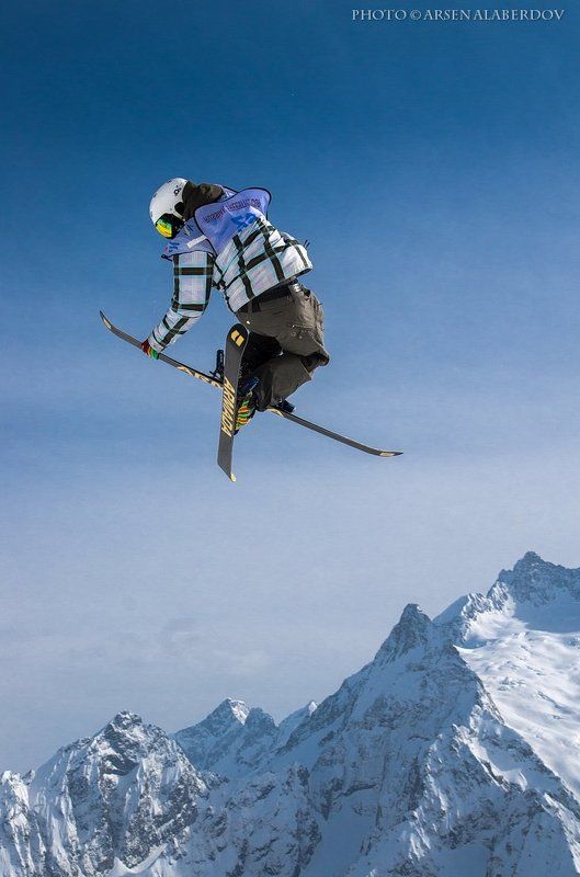 горные лыжи, домбай, карачаево-черкесия, лыжи, полёт, прыжки, соревнования, трюки, фрирайд, фристайл, экстрим КТО СКАЗАЛ, ЧТО ЛЮДИ НЕ ЛЕТАЮТ?photo preview