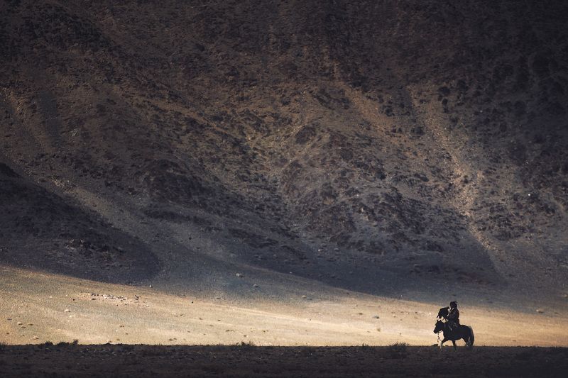 Монголия Беркутчиphoto preview