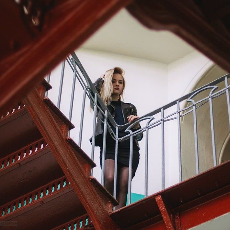 красиво, красота, девушка, модель, подъезд, парадная, дом, казарма, париж, город, тверь, beauty, beautiful, model, girl, woman, house, city, tver Ar9photo preview