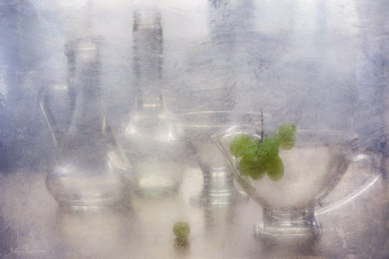 за стекломphoto preview