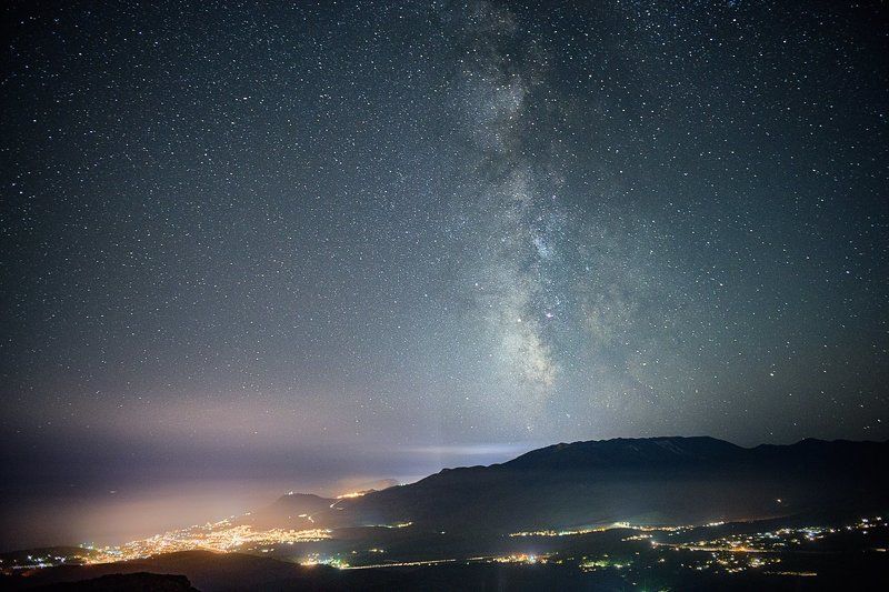 крым, алушта, звезды, ночь, млечный путь Млечный путь над Алуштойphoto preview