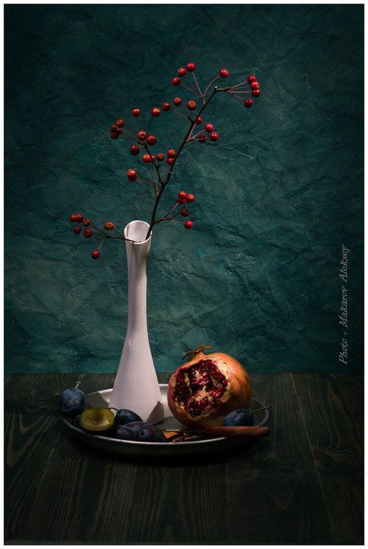 Сливы и гранат.photo preview