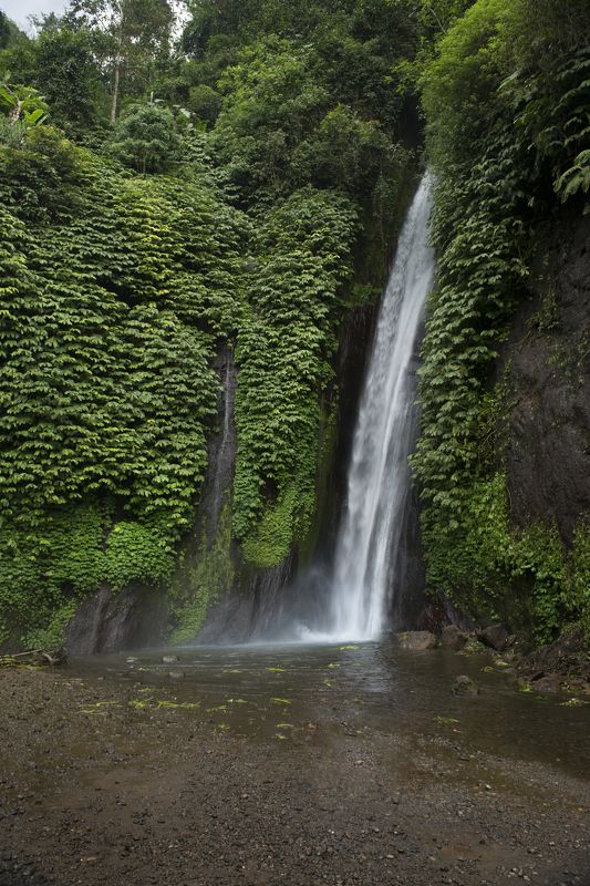 бали, остров, водопад Водопад Мундукphoto preview