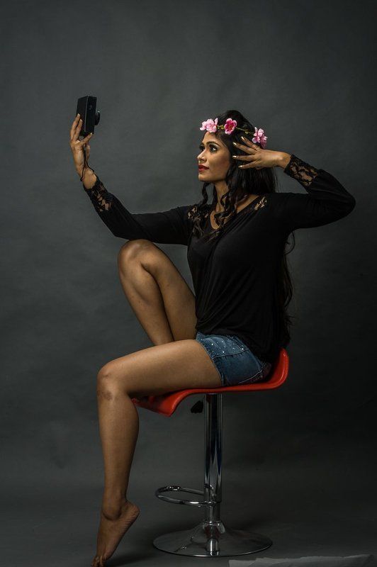 #beauty #model #studio #strobes selfiephoto preview