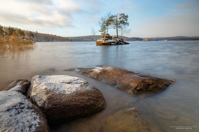 рассвет, урал, природа, пейзаж, озеро, свет, утро, таватуй, бонсай, поздняя осень, первый снег предзимнееphoto preview
