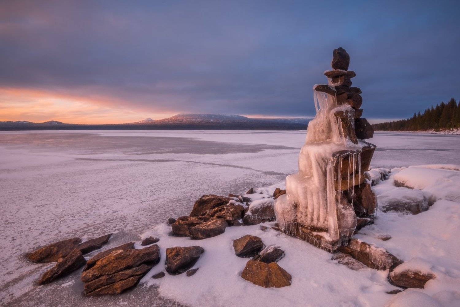 Зюраткуль. Автор: Вадим Балакин зюраткуль, южный урал, пейзаж, природа, россия, зима, лед, озеро, закат, горы, Вадим Балакин