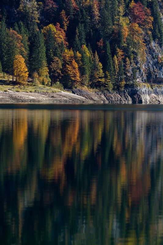 Австрия, озеро, осень, отражение, Зальцкаммергут, Austria, lake, autumn, fall, reflection, Salzkammergut, Gosausee Autumn palettephoto preview