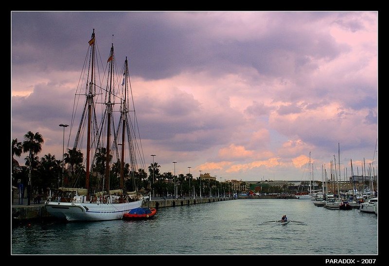 барселона,испания,вечер,яхты,лодка,ассоль,paradox Без алых парусов фото превью