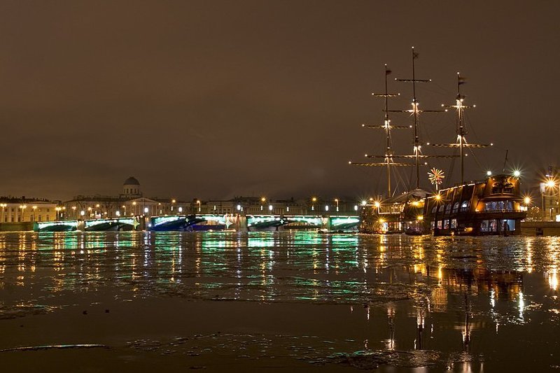 нева, лед, вода, река, мост, корабль, питер Биржевой мостphoto preview